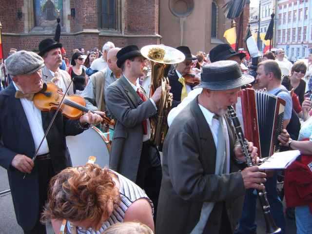 Krakau Lajkonik-Umzug Mongolen Holzpferd